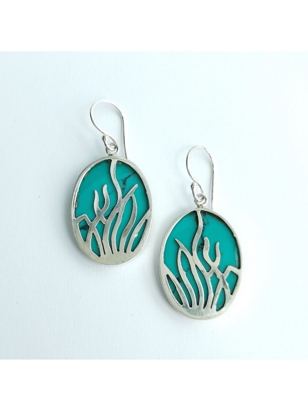Handmade turquoise drop earrings in Sterling Silver 🆕